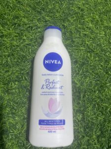 NIVEA perfect &Radiant